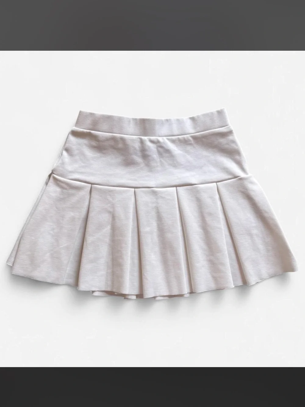 Pleated White Mini Skirt <3